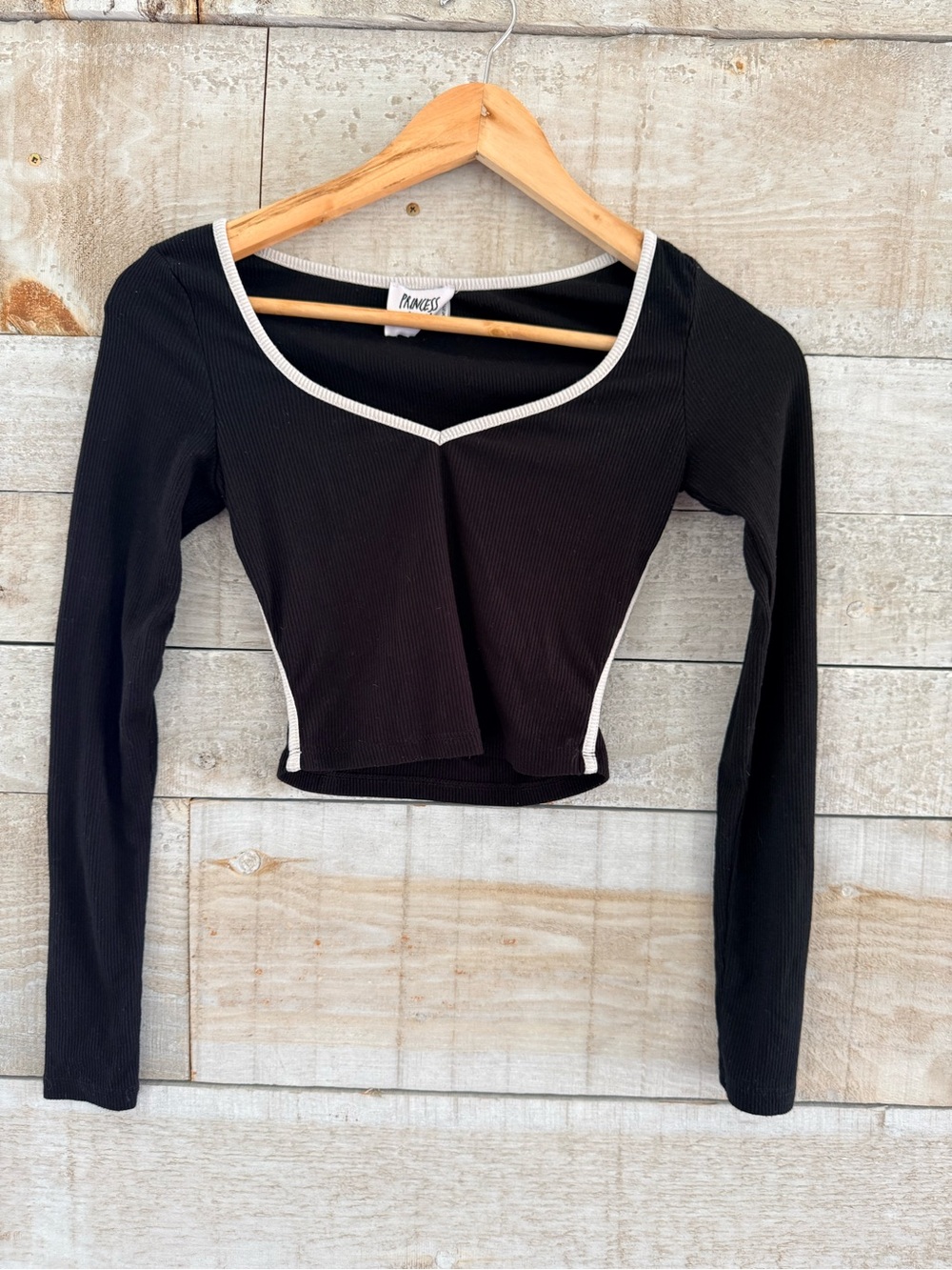 Princess Polly Black Long-Sleeve Crop Top with White Trim